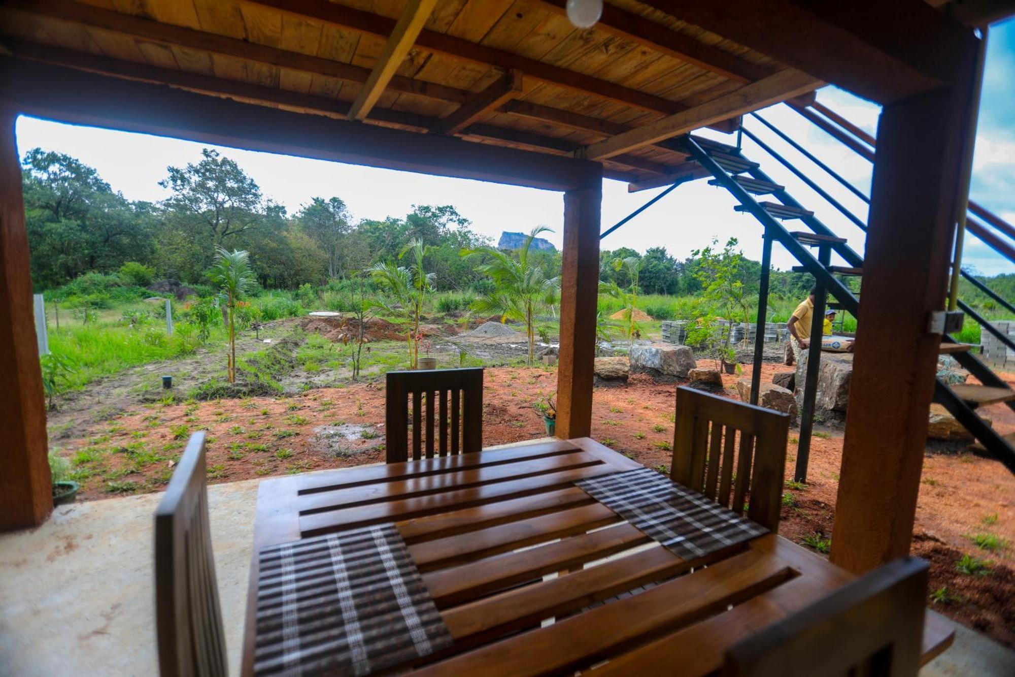 Vila Lion Wood Treehouse Talkote Exteriér fotografie